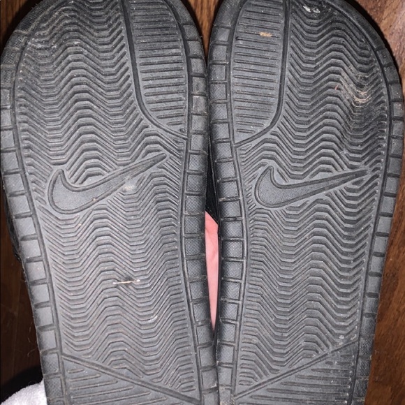 COPY - Nike slides - Picture 4 of 5